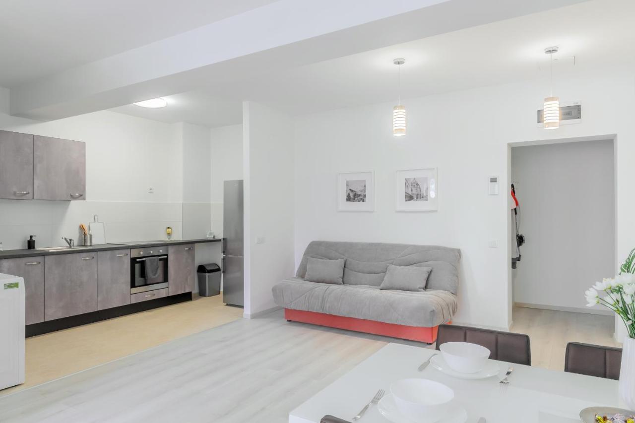 Atlas Unirii: Upscale Flats In The Heart Of Bucharest! Eksteriør bilde