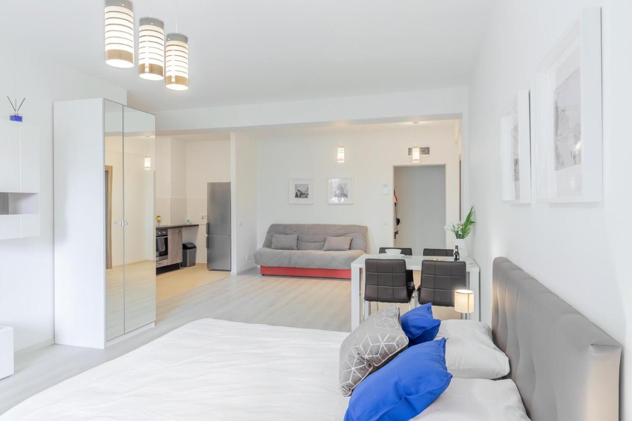 Atlas Unirii: Upscale Flats In The Heart Of Bucharest! Eksteriør bilde